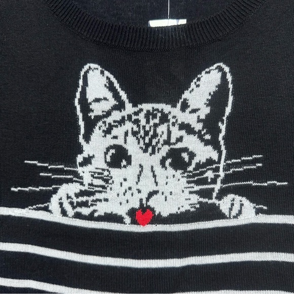 Smart Set Black White Stripes Lightweight Kitten Comfy Sweater Size XS - Picture 3 of 9